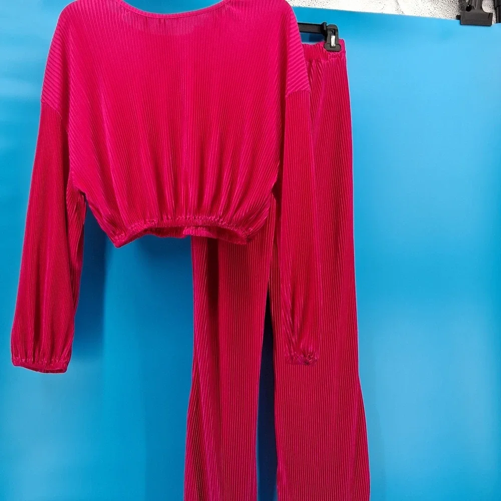 SHEIN Pant Set Womens 6 Magenta Pink Plisse Pleated Crop Top Wide Leg 2‎ Piece
